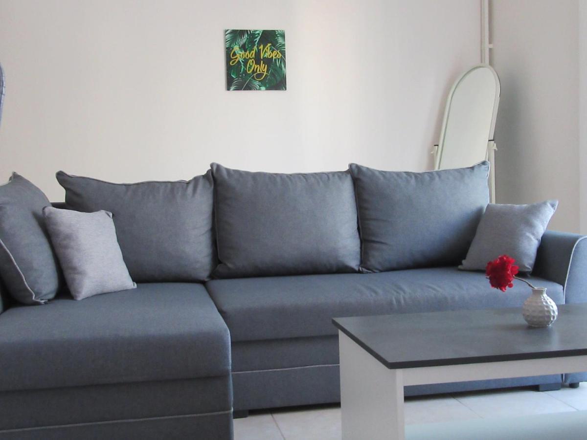 Με Θεα Το Λιμανι Apartman Pireusz Kültér fotó