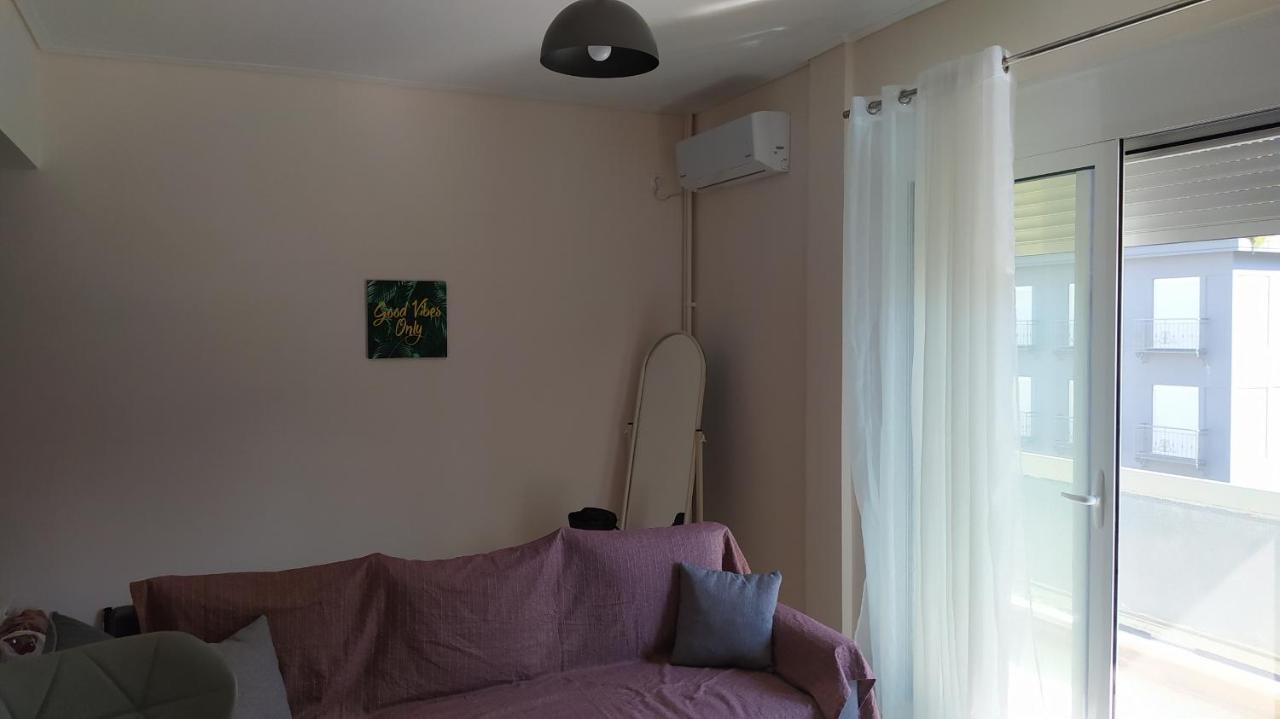 Με Θεα Το Λιμανι Apartman Pireusz Kültér fotó